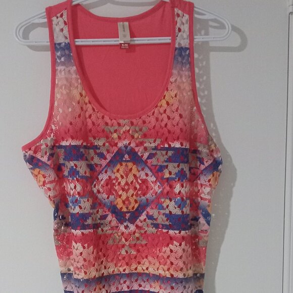 No Boundaries tank top T-shirt with round neck XL pitch/blue front deigned front - Picture 1 of 6